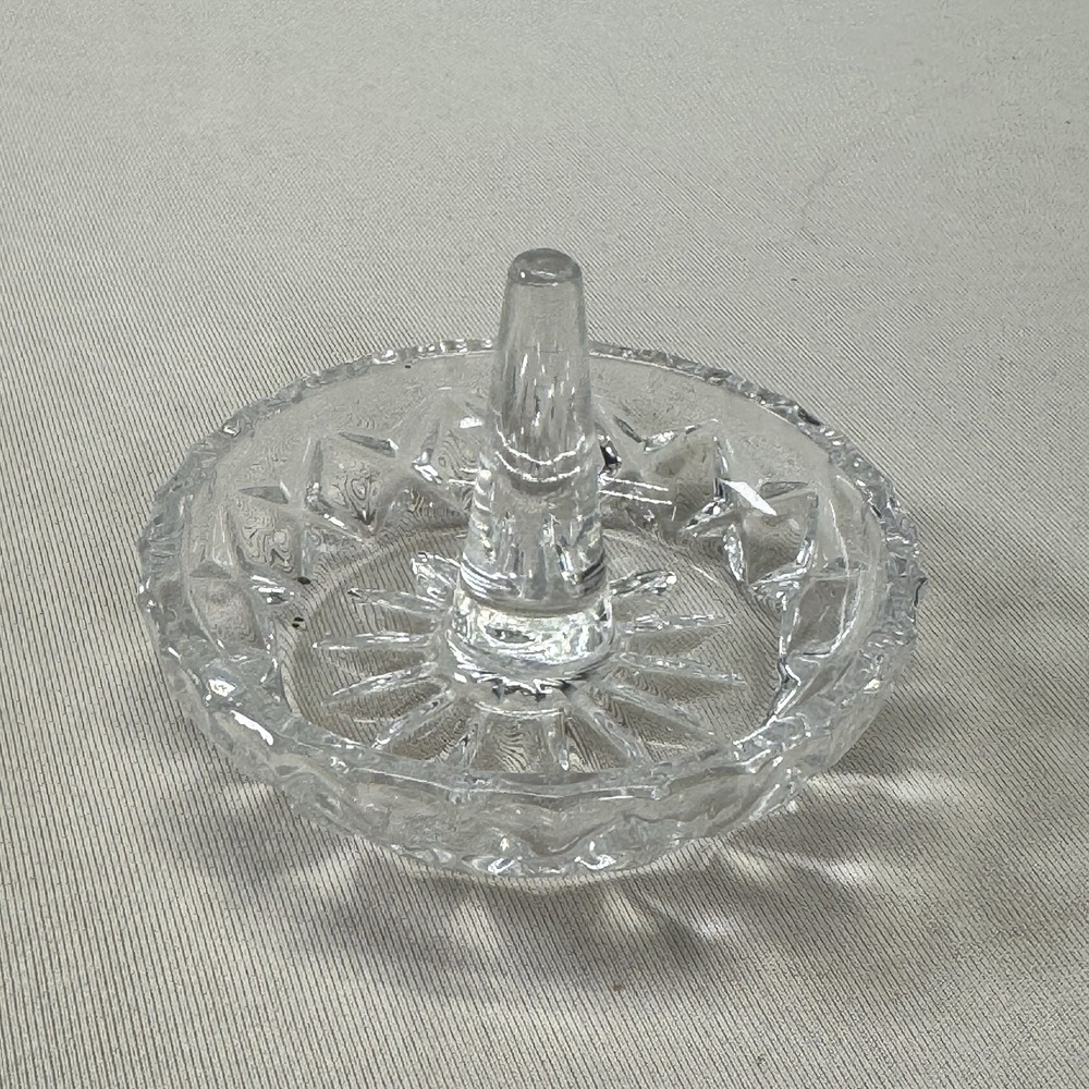 Discontinued Mikasa Crystal Mother's Day Collection Ring Holder 3"